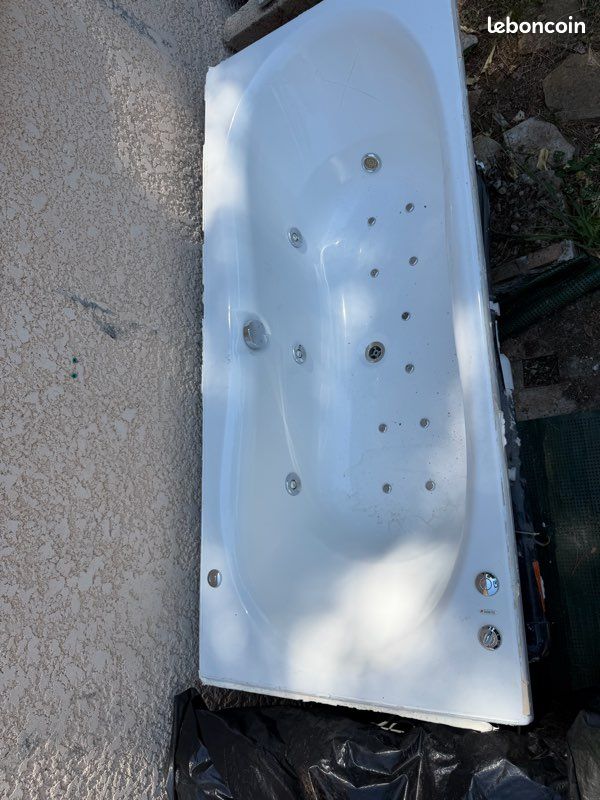 Baignoire balnéo Allibert 180 × 80 cm – Fonctionnelle (image 1)