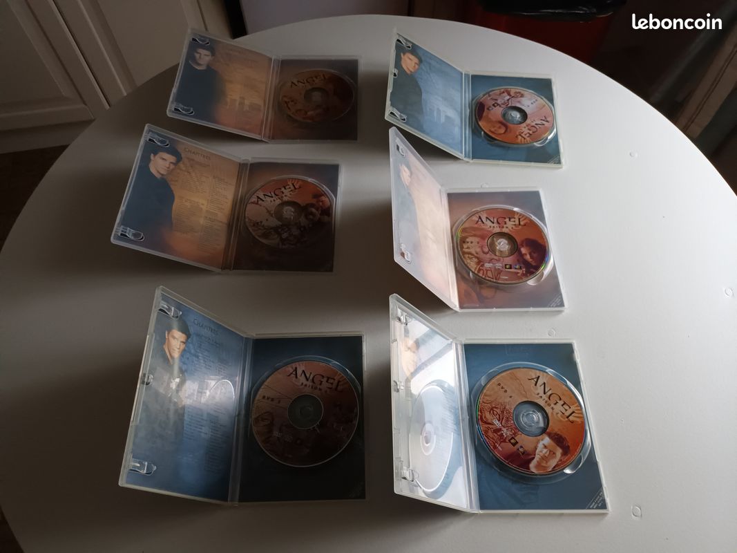 DVD Angel 4 coffrets (image 4)
