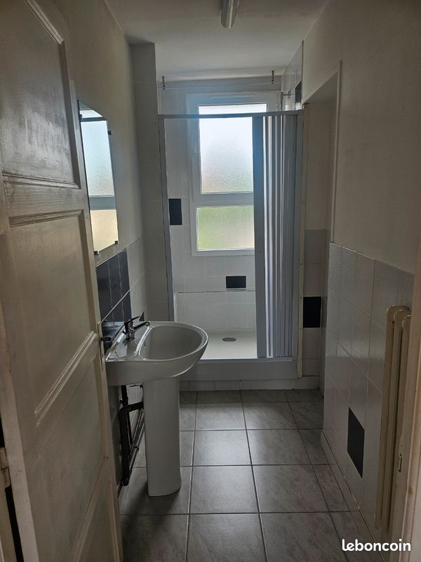 Appartement 3 pièces 55 m² · à Charleville-Mézières · 55 m² · 45 000 €
