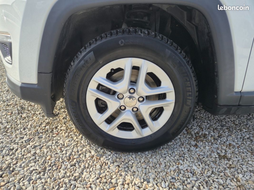 JEEP COMPASS 1.6 I MultiJet II 120 ch BVM6 Longitude Business 9990 EURO 12 MOIS GARANTIE (image 4)