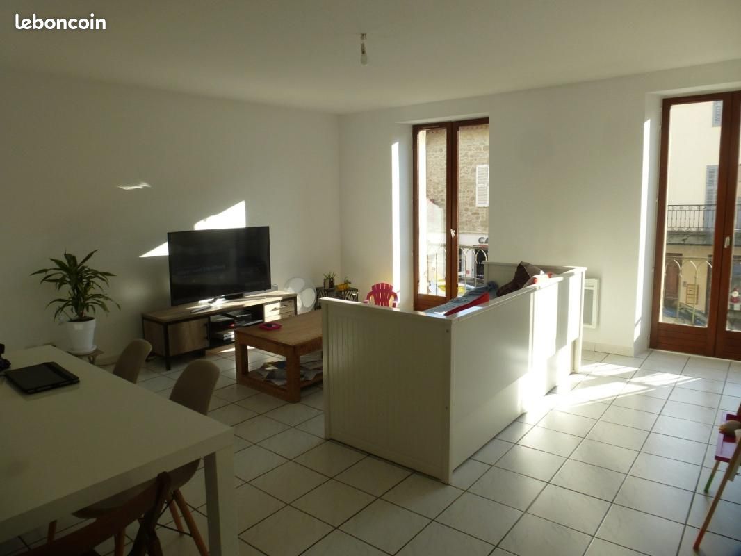 Appartement 3 pièces 70 m² · à Saint-Donat-sur-l'Herbasse · 70 m² · 612 €/mois