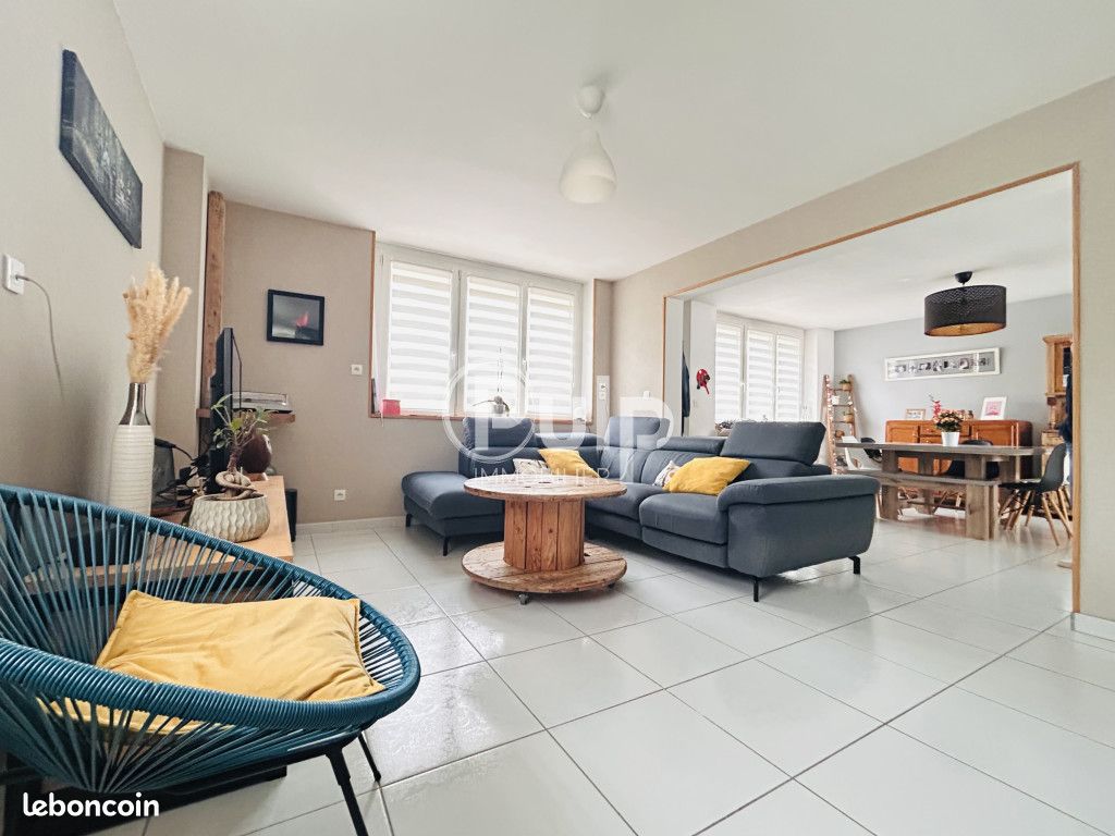 Maison 5 pièces 130 m² · à Dainville · 130 m² · 257 000 €
