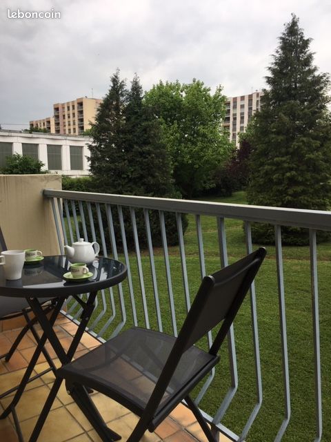 Appartement 4 pièces 66 m² · à Saint-Genis-Laval · 66 m² · 175 000 €