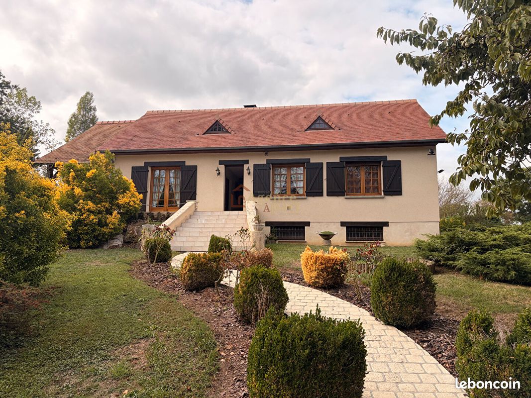 Maison 141 m² · à Mézidon Vallée d'Auge · 141 m² · 293 194 €