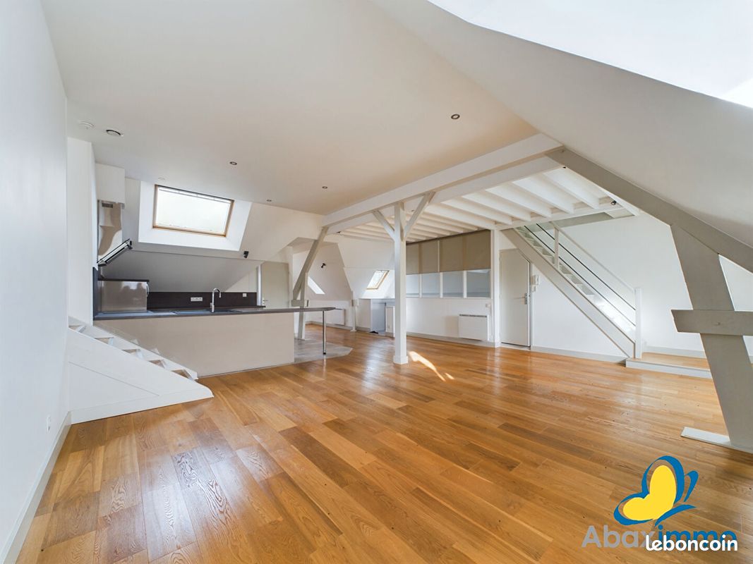 Appartement 4 pièces 95 m² · à Falaise · 95 m² · 899 €