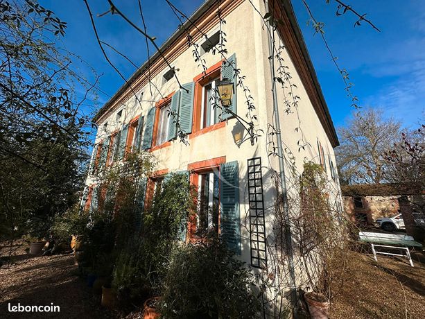 Maison 7 pièces 312 m²