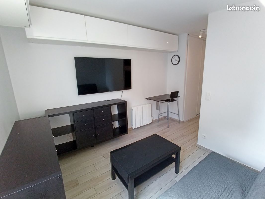 Appartement 1 pièce 16 m² · à Chaville · 16 m² · 829 €/mois