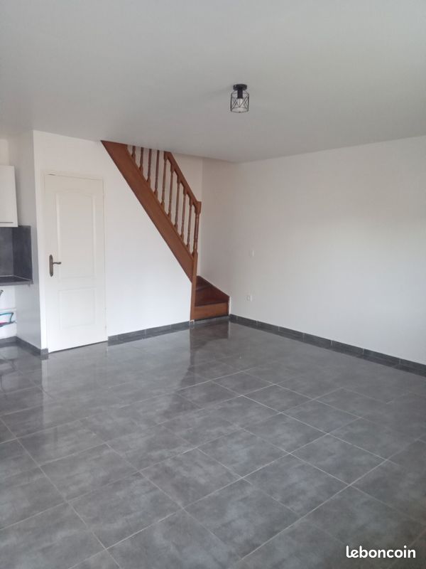 Appartement 3 pièces 60 m² · à Ville-Saint-Jacques · 60 m² · 770 €/mois