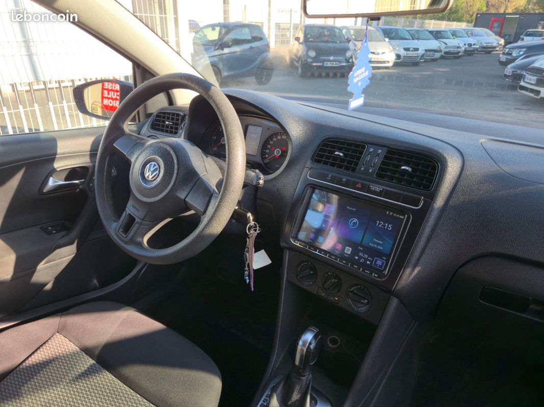 Volkswagen POLO V Style DSG 1.6 tdi 90 cv carplay a saisir (image 8)