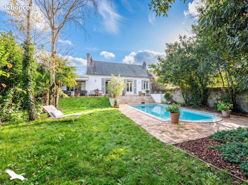 Maison 6 pièces 144 m² · à Nantes · 144 m² · 607 260 €
