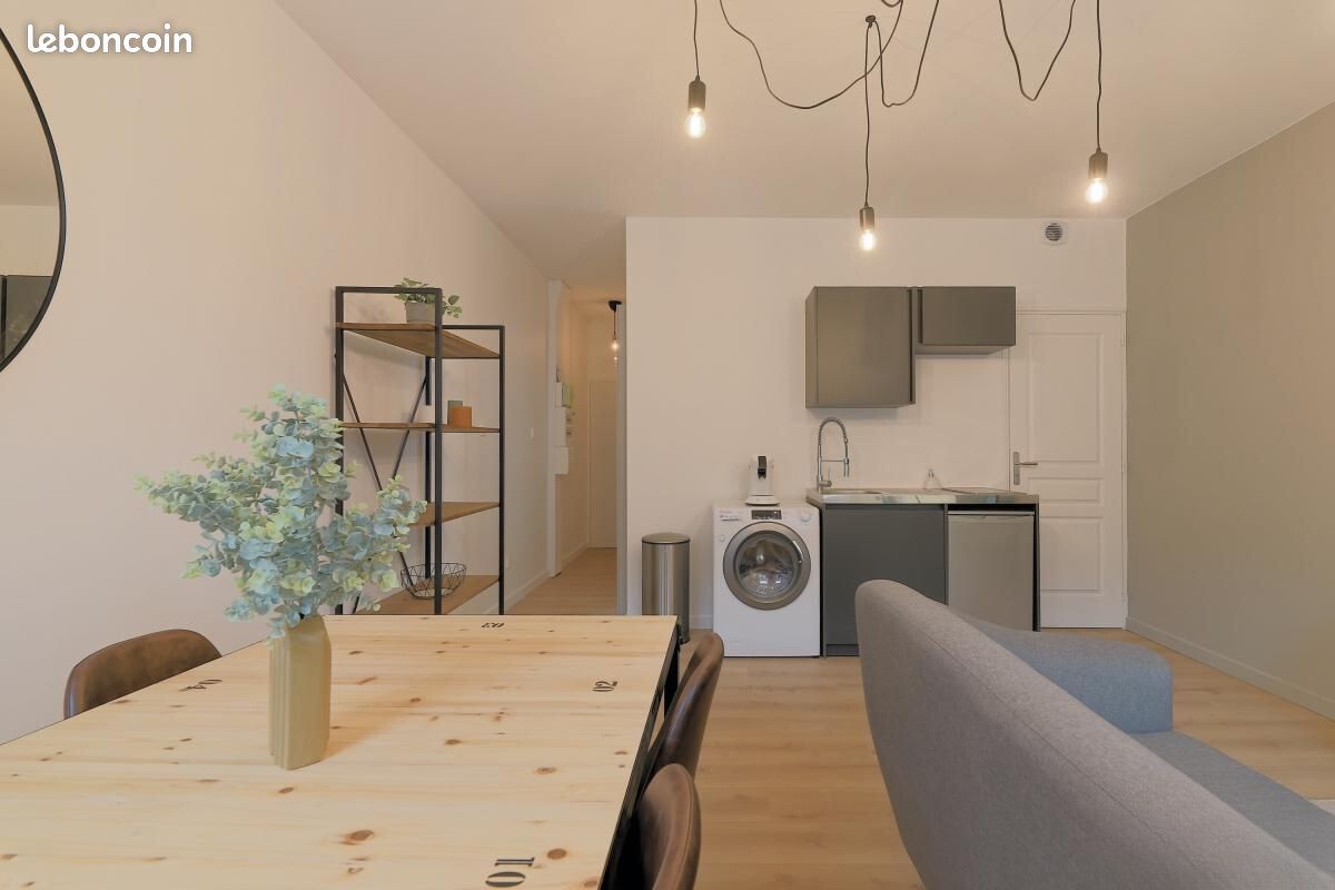 Appartement 1 pièce 32 m² · à Lille · 32,2 m² · 589 €