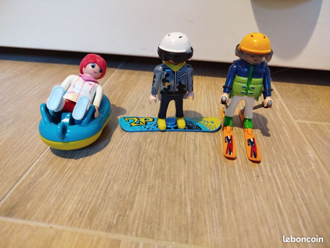 Playmobil vacanciers au sport d'hiver (image 1)
