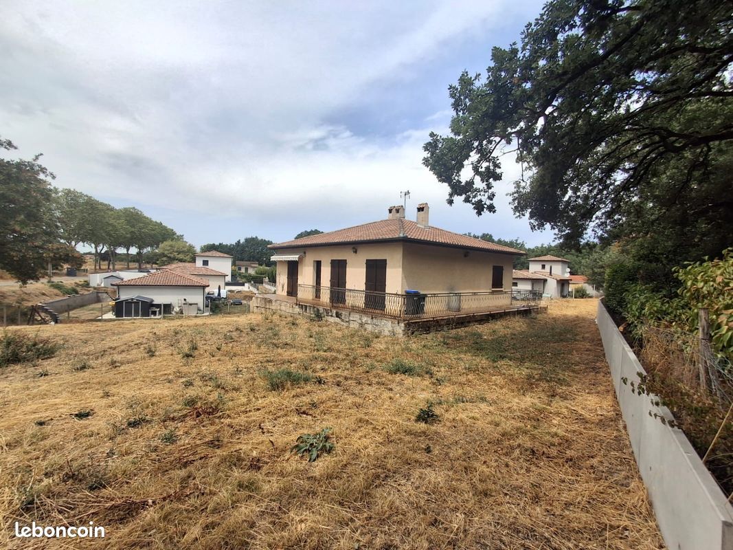 Maison 9 pièces 200 m² · à Mondonville · 200 m² · 3 600 000 €