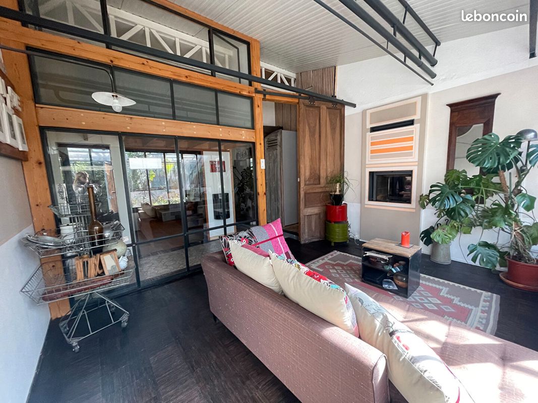 Maison 5 pièces 176 m² - La Rochelle 17000 (image principale 0)