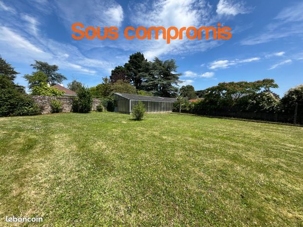 Terrain 584 m² Le Cellier