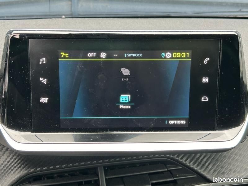 Peugeot 2008 e-2008 136ch Allure (image 23)