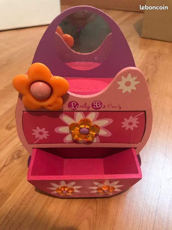 Livre + jeux princesse + boîte à bijoux (image 7)