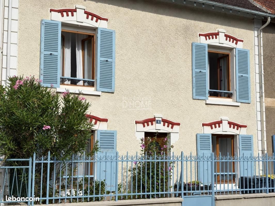 Maison 4 pièces 100 m² · à La Ferté-Gaucher · 100 m² · 146 000 €