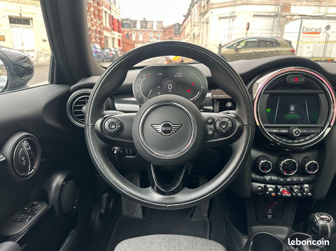 Mini cooper s 2.0 l greenwich / toit ouvrant / apple carplay / pneus avant neuf (image 22)
