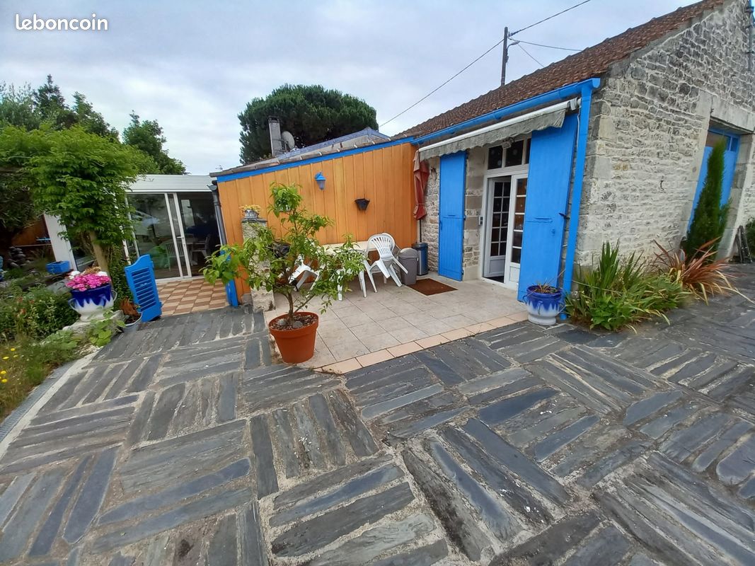 Maison 4 pièces 82 m² · à Saint-Georges-d'Oléron · 82 m² · 281 588 €