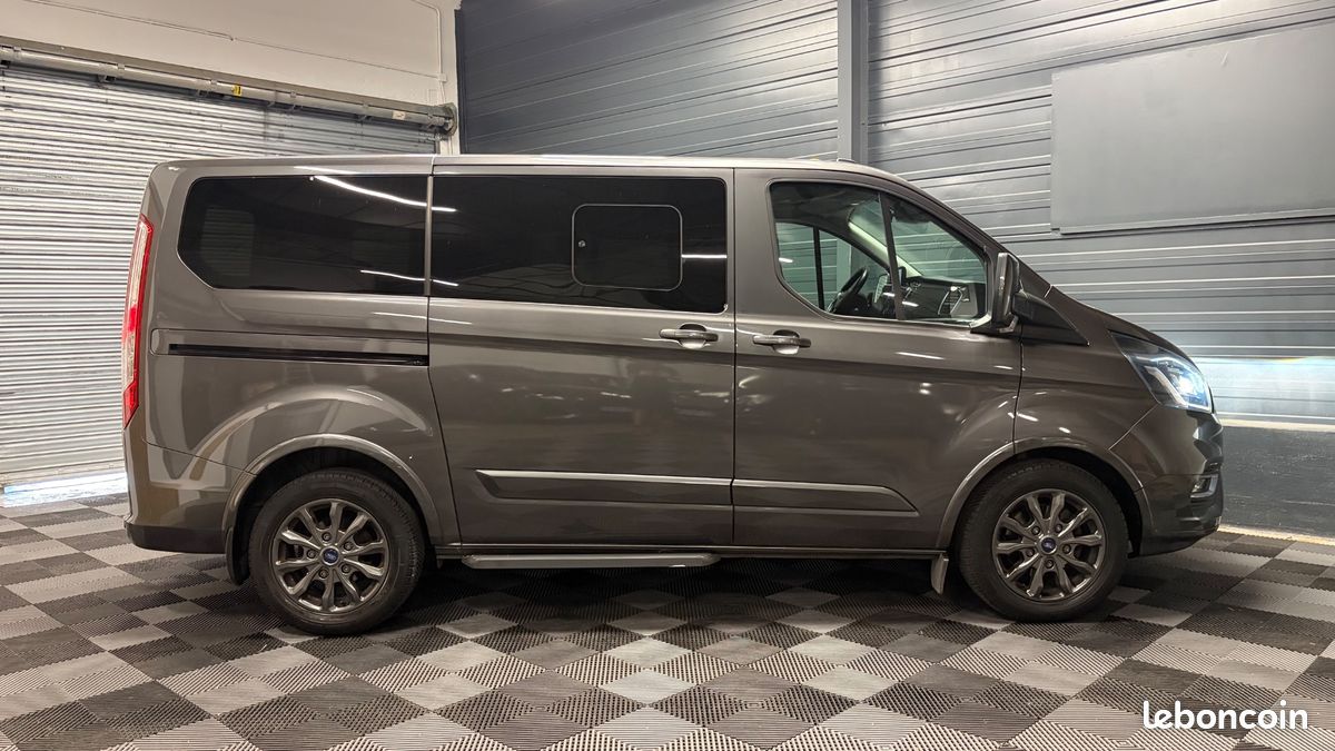 FORD TOURNEO CUSTOM COMBI 320 2.0 ECOBLUE 185 L1H1 COURT PC-TN SPORt (image 21)