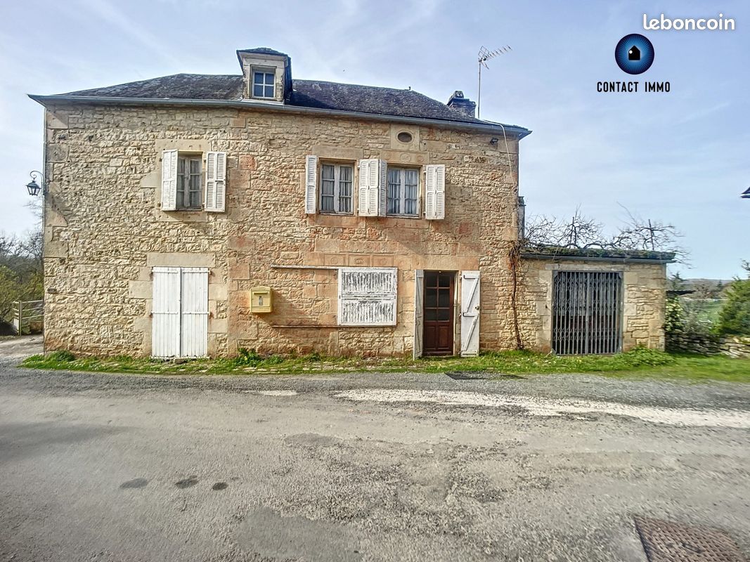 Maison de ville 9 pièces 198 m² - Chartrier-Ferrière 19600 (image principale 1)