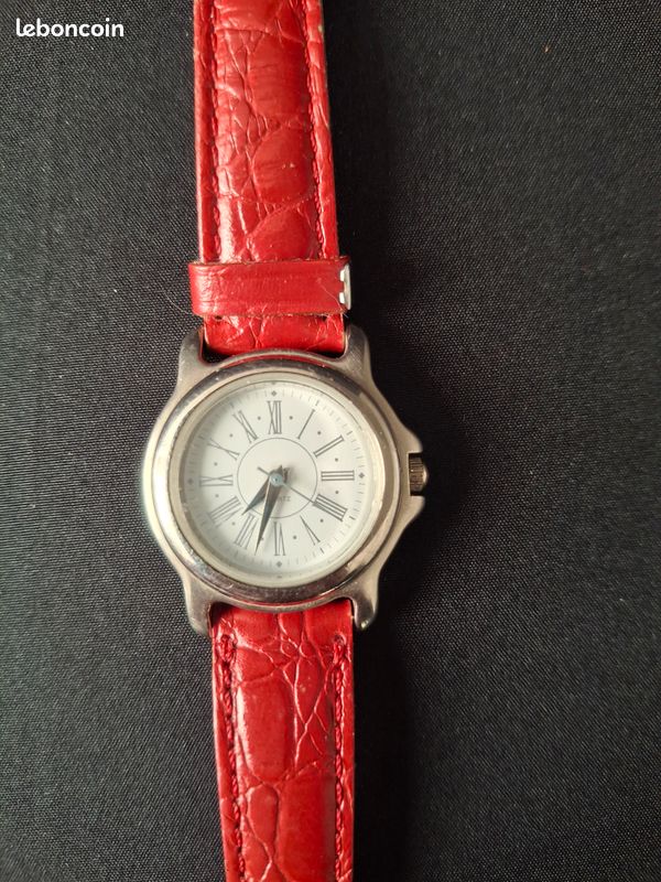 Montre Vintage Femme Present - Modèle Rétro Élégant