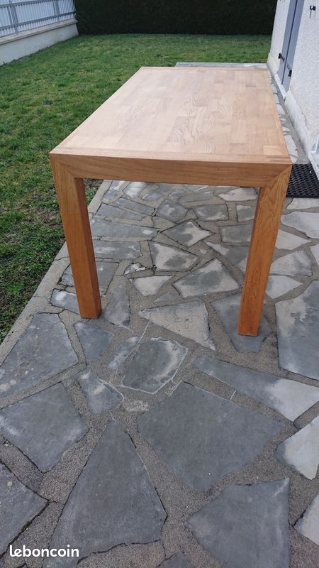 Table en bois massif rectangulaire 6 personnes (image 2)