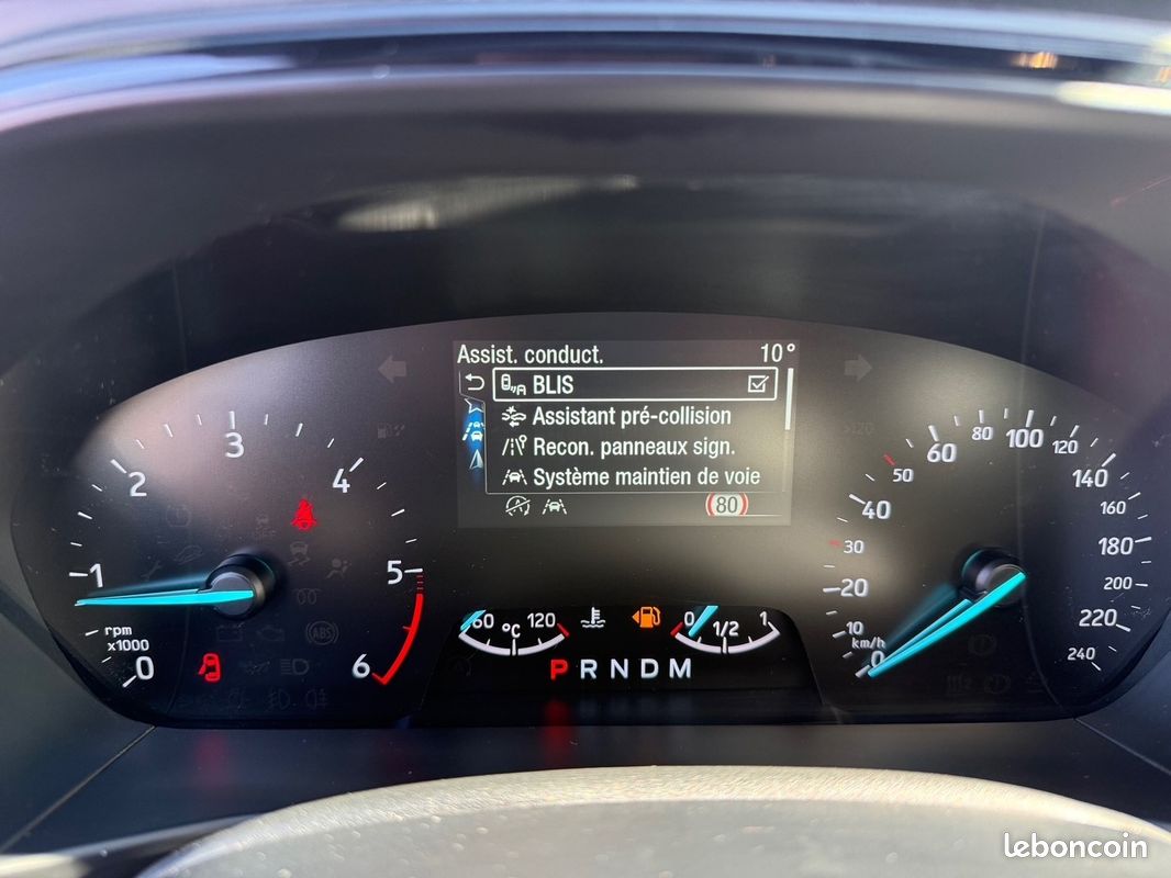 Ford FOCUS SW 1.5 ECOBLUE 120CH ST-LINE BVA (image 16)