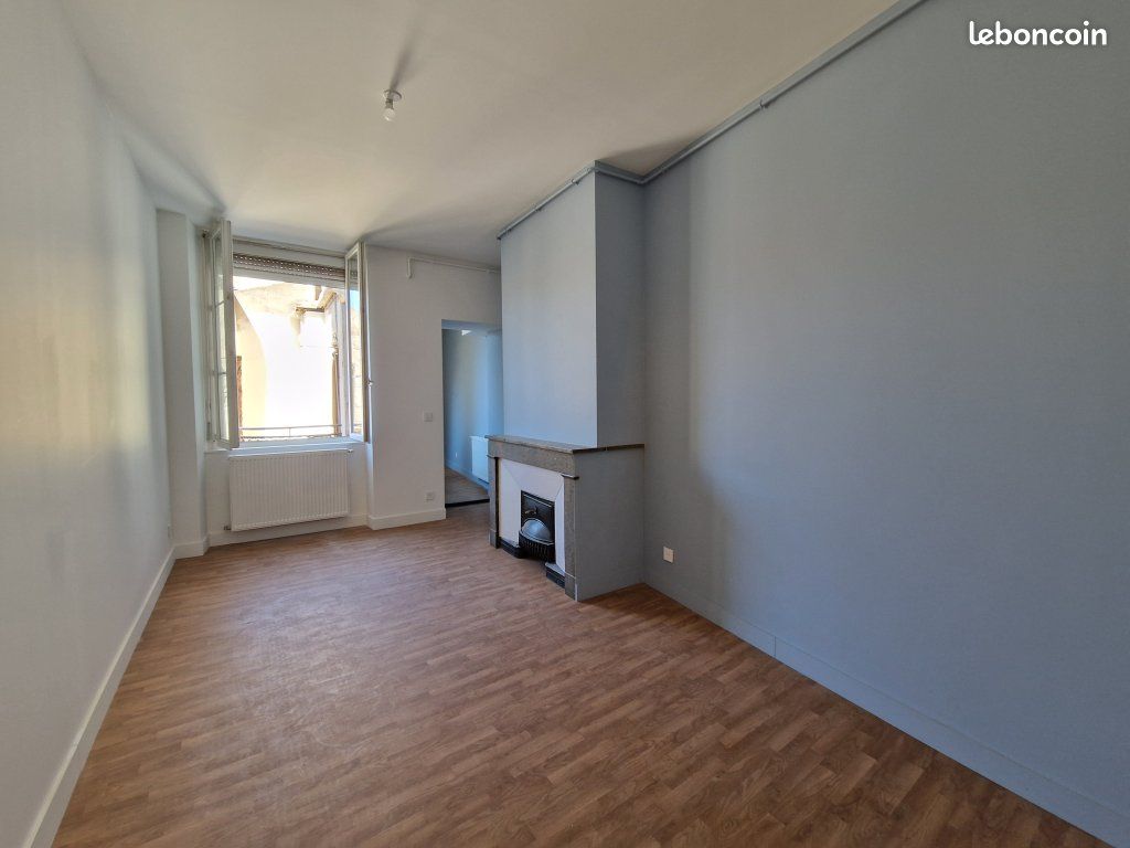 Appartement 2 pièces 48 m² · à Saint-Étienne · 48 m² · 490 €