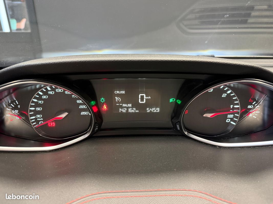 PEUGEOT 308 GENERATION-II 1.6 E-HDI GT LINe 116 (image 3)