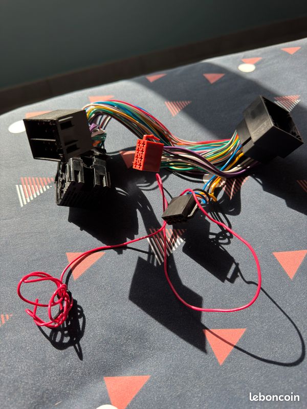 Adaptateur Autoradio NAC PSA Plug & Play (image 2)