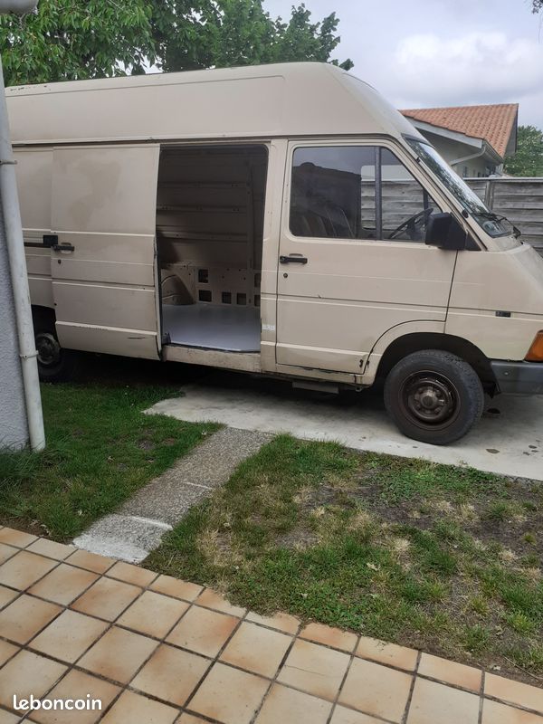 Vend renault tax300ange (image 2)