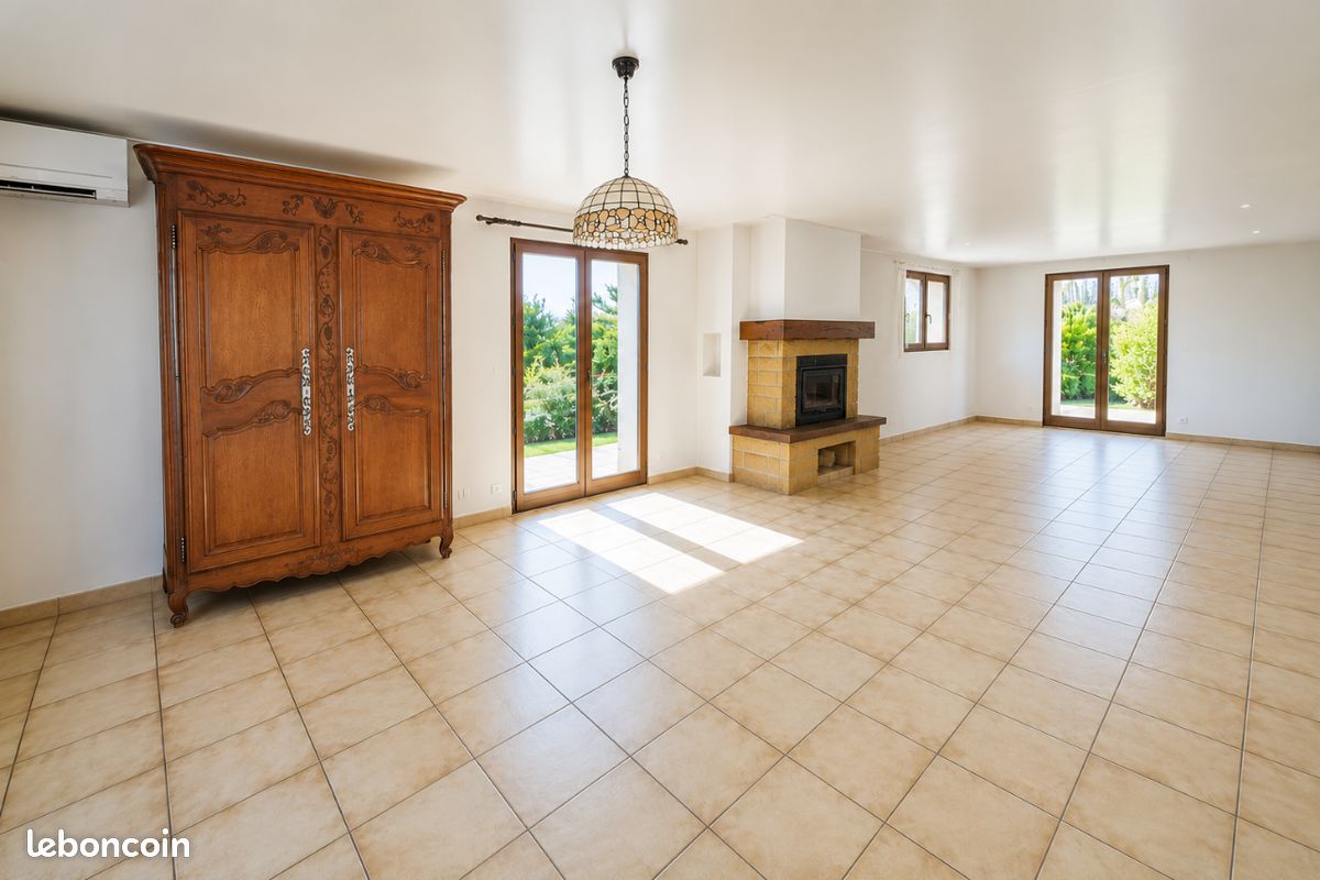 Maison 9 pièces 260 m² · à Boigneville · 260 m² · 480 000 €