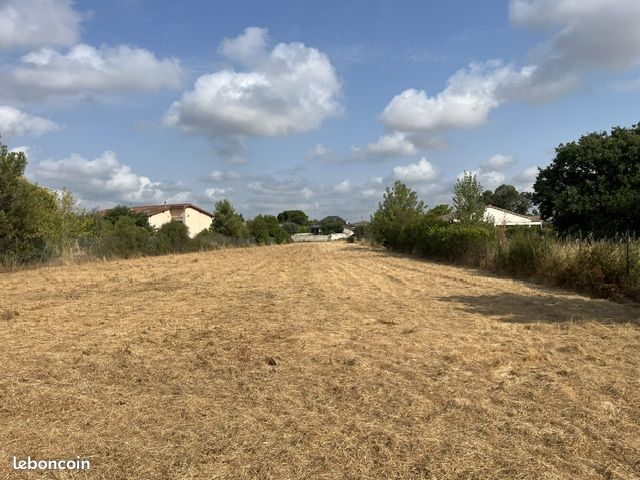Terrain 2800 m² COLOMIERS · 315 000 €