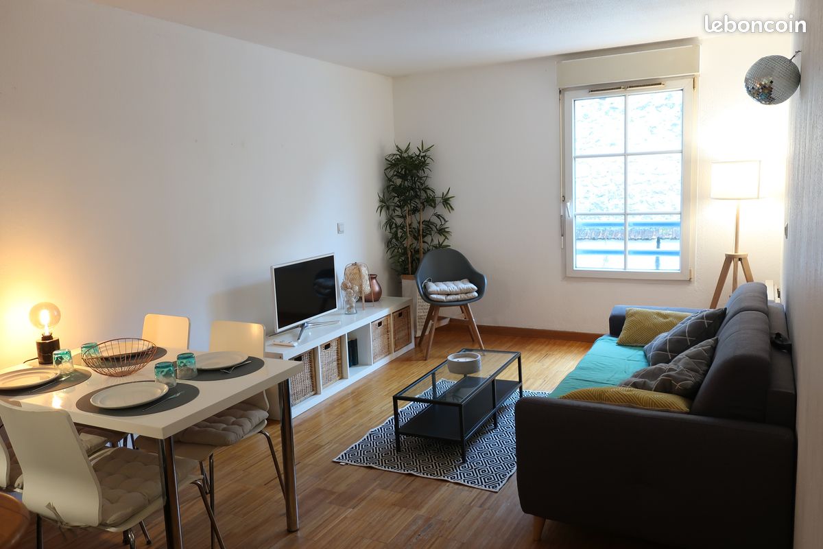 Parking 3 pièces 63 m² · à Bordeaux · 63 m² · 1 300 €/mois