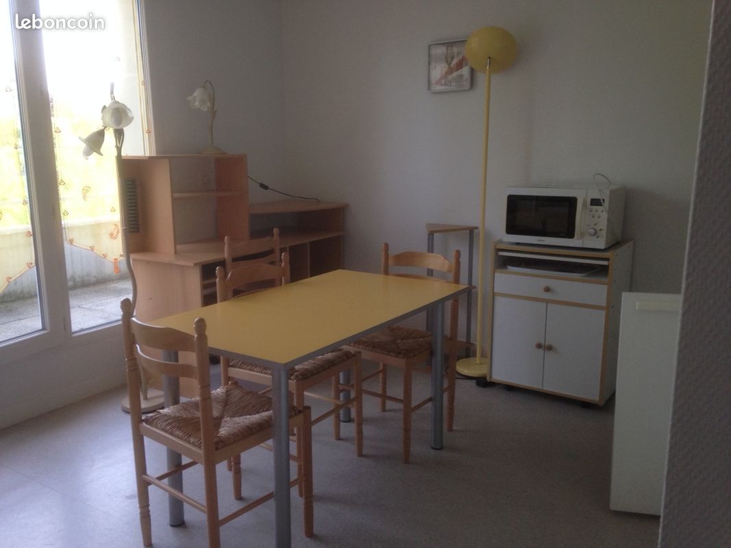 Appartement 2 pièces 27 m² · à Orléans · 27 m² · 470 €/mois