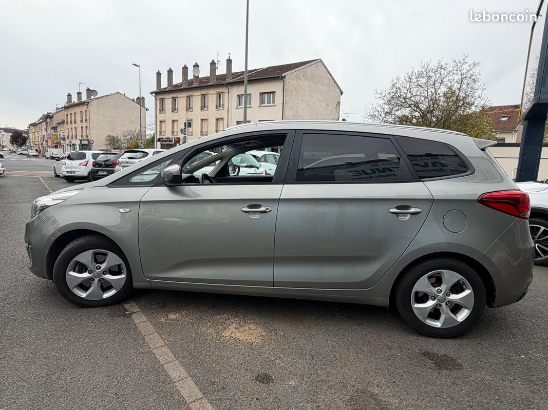 Kia Carens active (image 5)