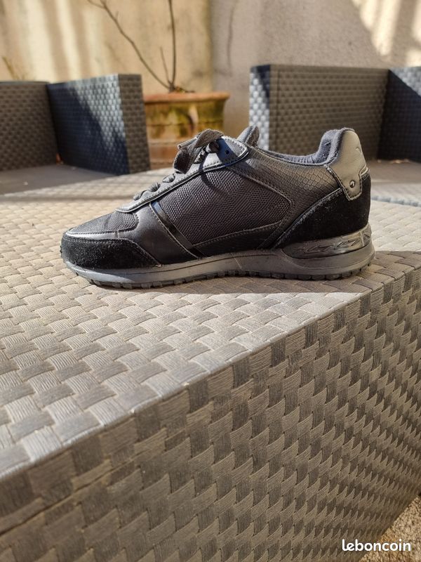 Vo7 Milan Square Dark VO7 Milan 10 BLK Sneaker Noire Sophistiquée