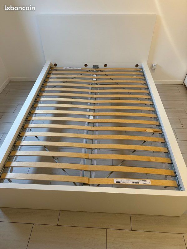 IKEA LÖNSET Soier à lattes 180 x 200 c