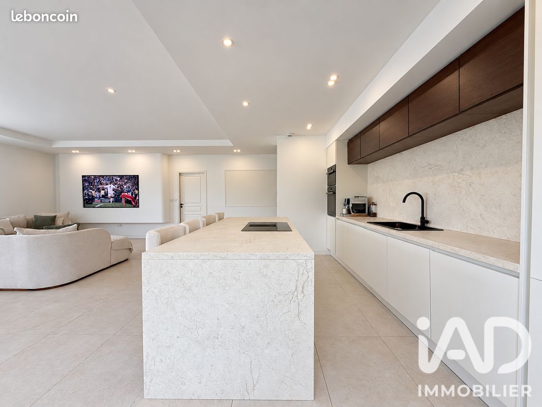 Maison 5 pièces 150 m² · à Castelsarrasin · 150 m² · 345 000 €