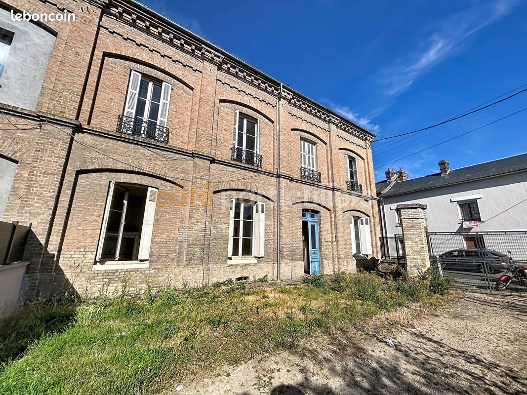 Maison 7 pièces 190 m² · à Saint-Pierre-lès-Elbeuf · 190 m² · 129 900 €