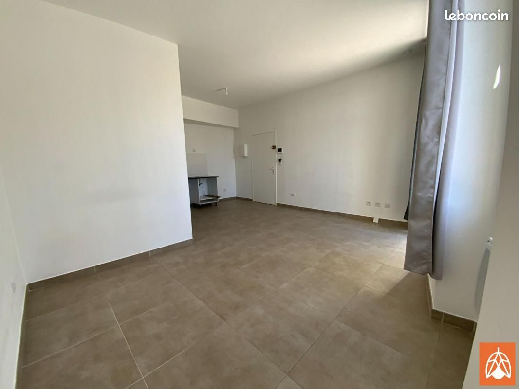 Appartement a louer salon-de-provence - 1 pièce(s) - 25 m2 - Surfyn