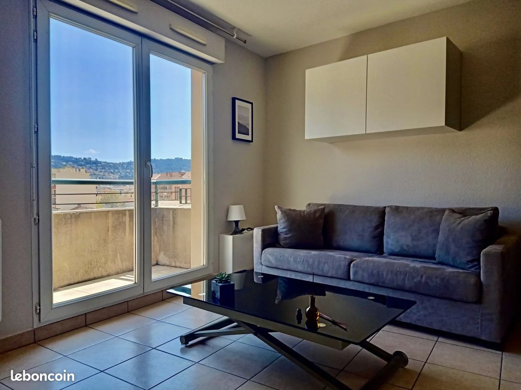 Appartement 1 pièce 18 m² · à Nice · 18 m² · 599 €
