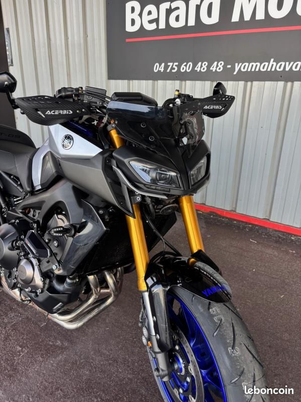 Yamaha MT-09 SP 850 cm3 (image 8)