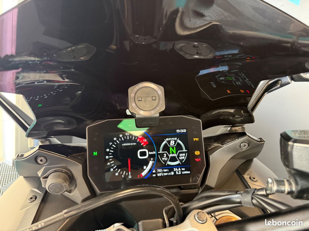 Suzuki GSX-S 1000 GT - 1ère main / GPS Tomtom / Bagagerie / Bulle haute Ermax (image 10)