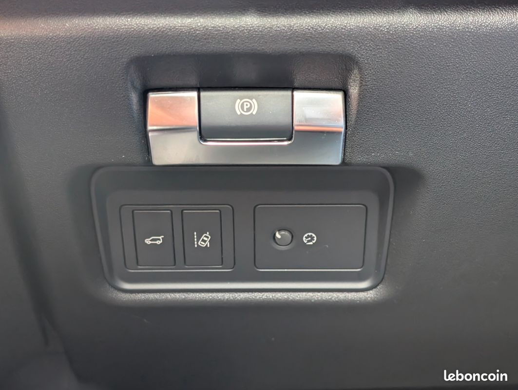 JAGUAR E-PACE 2.0 200CV HSE AWD - ENTRETIEN JAGUAR EXCLUSIF - CAMERA - ATTELAGE - ZERO DEFAUT - GARANTIe (image 30)