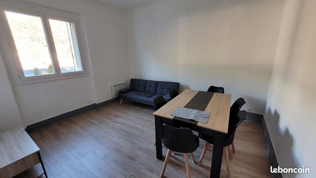 Appartement 4 pièces 80 m² · à Modane · 80 m² · 912 €