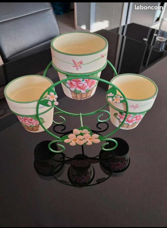 Porte pots de fleurs (image 1)