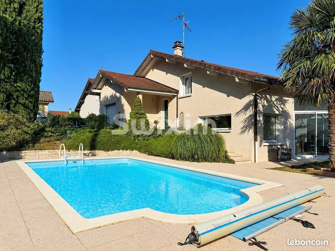 Maison 5 pièces 148 m² · à Saint-Jean-de-Gonville · 148 m² · 859 000 €